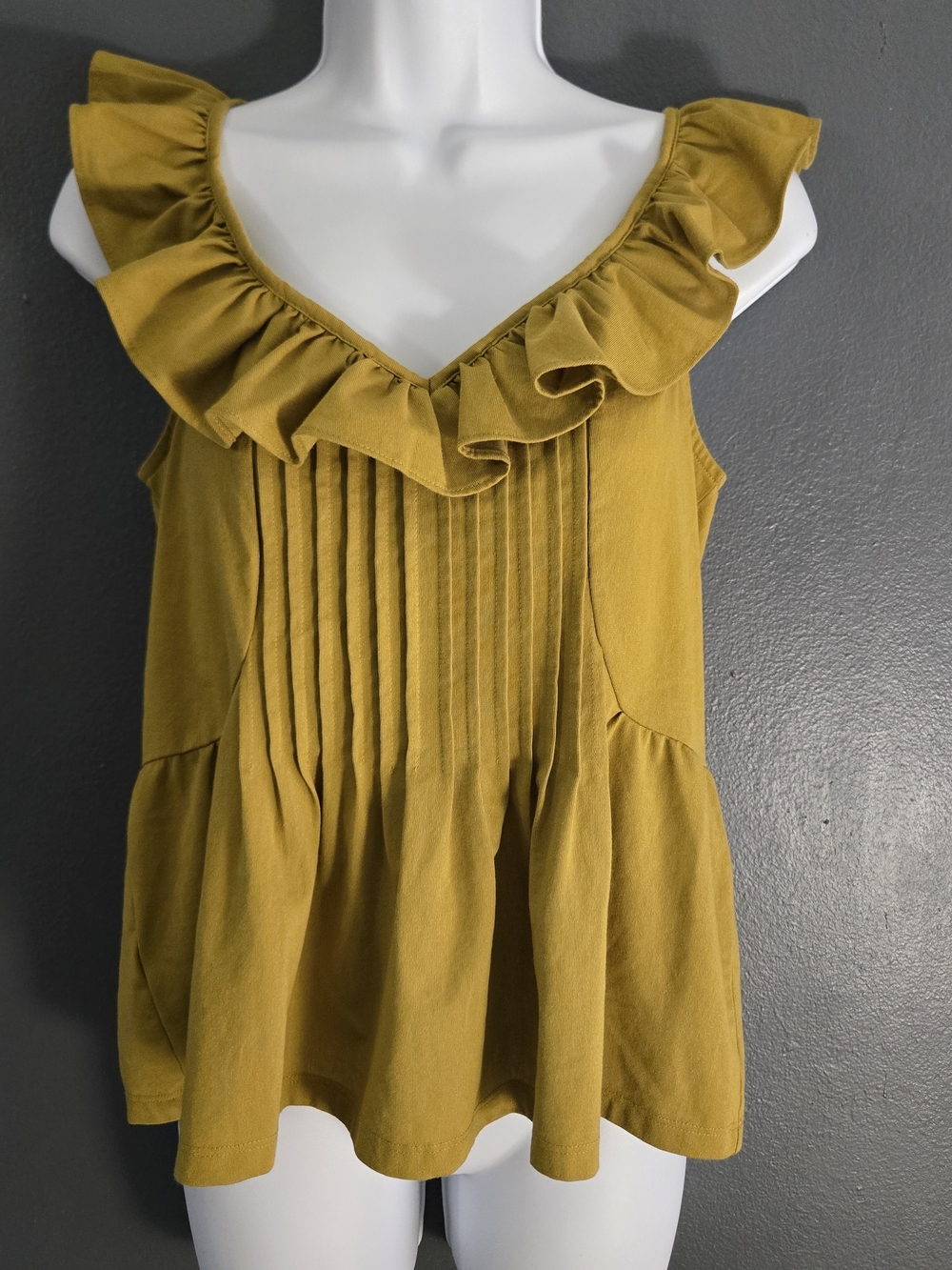 Ann Taylor Mustard Ruffle Pintuck Sleeveless Romantic Boho Chic XXS Top